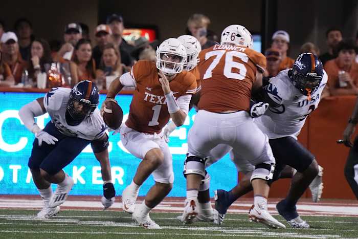 UT's Hudson Card gains a few yards during the game against UTSA Saturday, Sept. 17, 2022, at the Darrell K Royal Memorial Stadium in Austin.